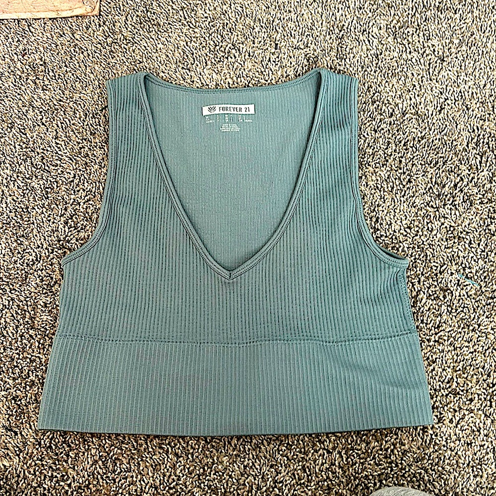 Forever 21 size small